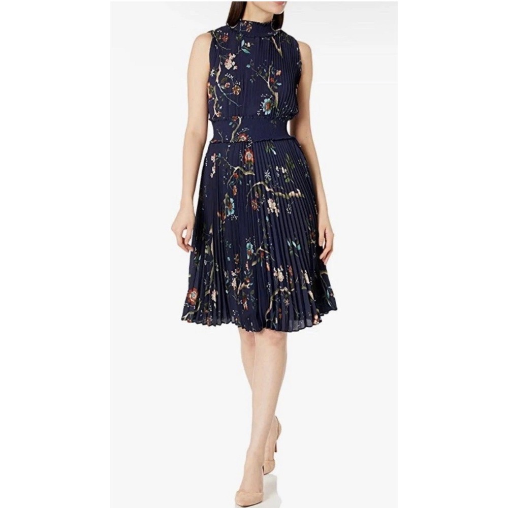 Nanette Lepore Pleated Knee Length Dress Navy Floral Sleeveless Smocked 2 Garden
